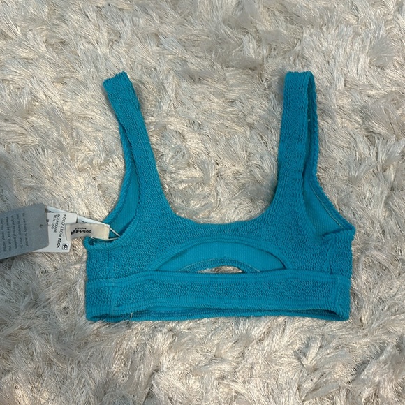 Bond eye swim the Sasha crop - Picture 3 of 3